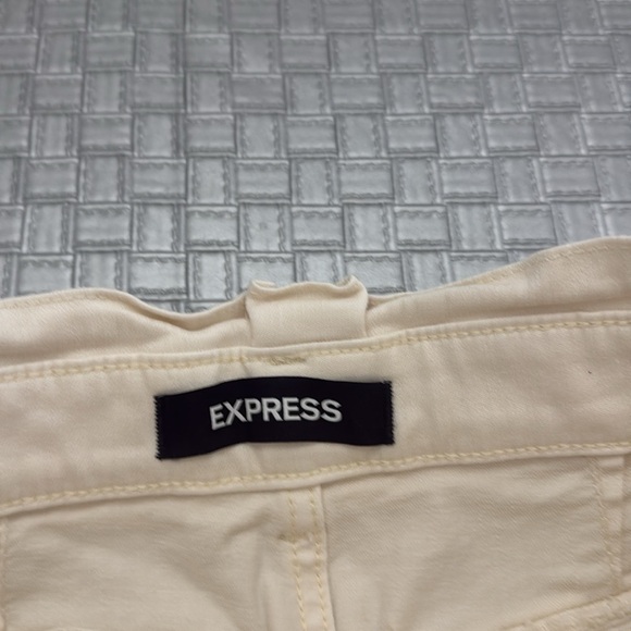 Express Shortie Extreme High Rise shorts  Size 6 - Picture 4 of 7